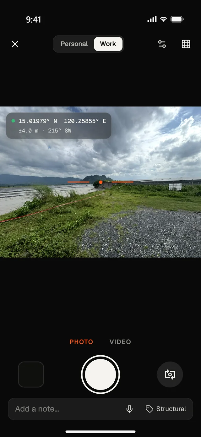 Pinstr's camera on a work site, showing the coordinates, accuracy and the way it faces